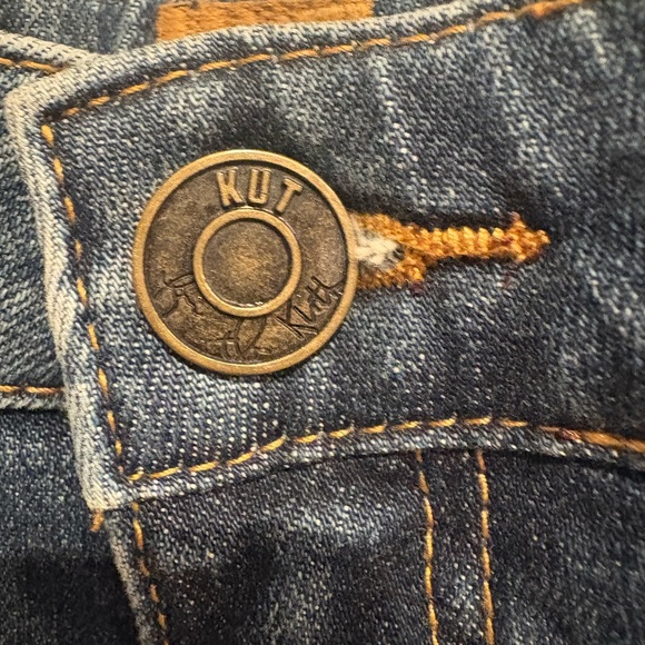 Kut from the Kloth Blue Jean Shorts - Picture 4 of 6